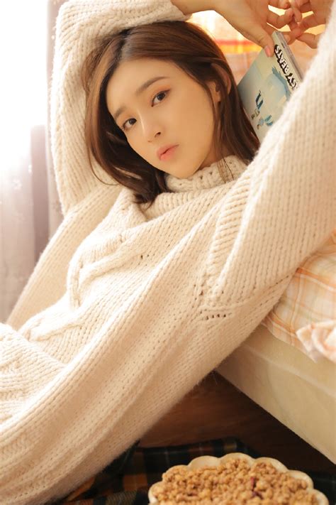 IU再封视后！首尔电视剧大赏荣耀背后的坚韧蜕变	